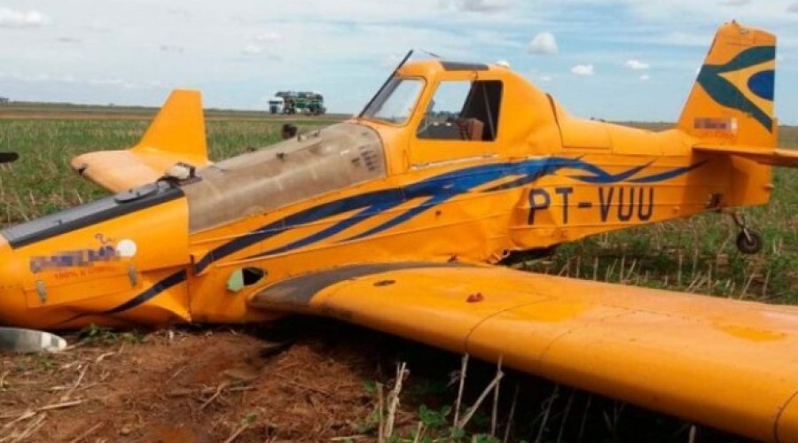[Piloto fica ferido após pouso forçado em Plantação]
