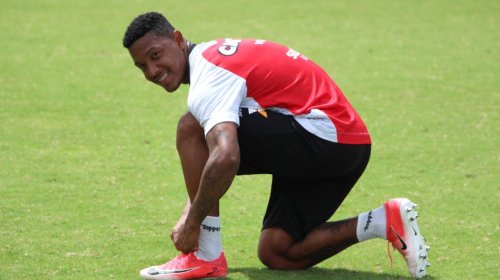 Atacante David confirma negociações com o Palmeiras: [Atacante David confirma negociações com o Palmeiras: