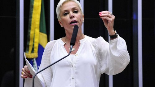 [Advogados entram com ações para impedir posse de Cristiane Brasil no Ministério do Trabalho]