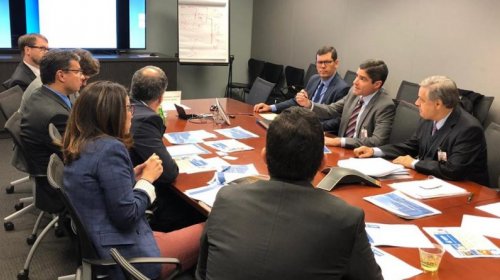 [Prefeito se reúne com diretores do Banco Mundial em Washington]