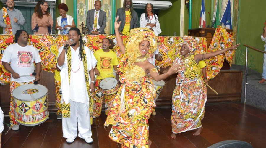 [Câmara celebra 45 anos de luta do bloco Ilê Aiyê]