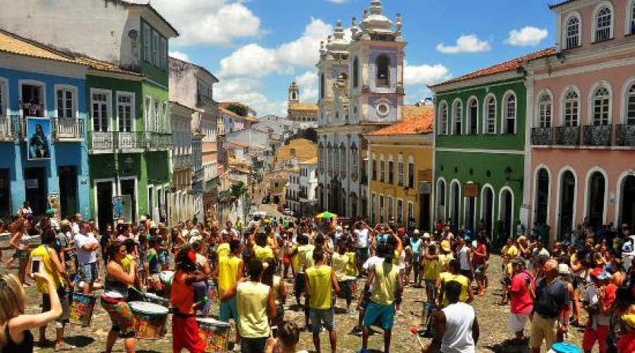 [Confira a Programação do Pelourinho Dia e Noite agita Centro Histórico em Salvador]