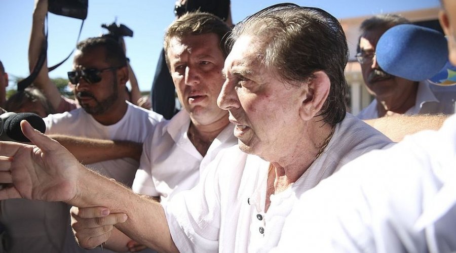 [João de Deus é preso por ordem da justiça]