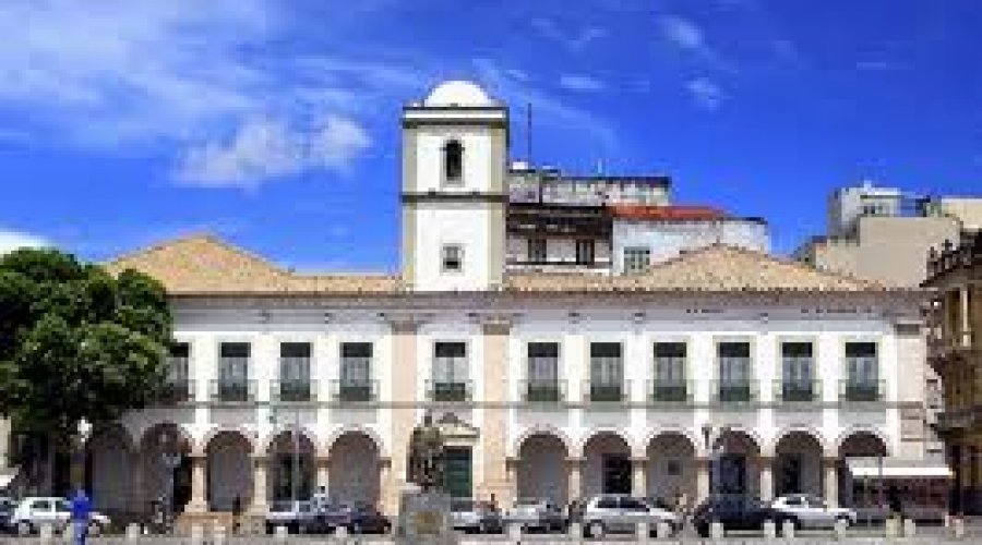 [Câmara Municipal funcionará em regime de 'turnão' a partir de segunda-feira]