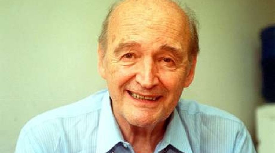 [Padre Quevedo morre aos 89 anos]