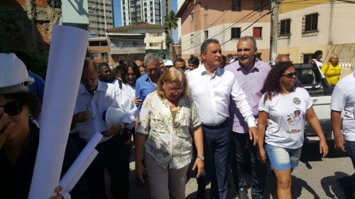 [Rui Costa autorizada construção de 213 unidades habitacionais em localidades do Costa Azul]