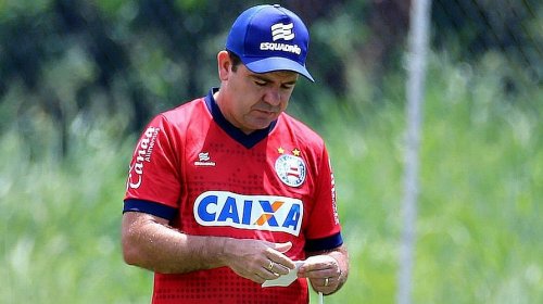 [Treinador Enderson Moreira é demitido do Bahia]