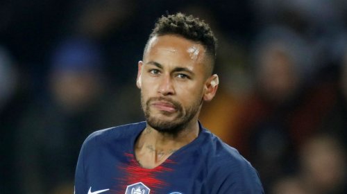 [Neymar volta a treinar no PSG após 2 meses]
