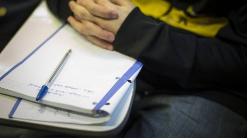 [Que país é esse? Brasil é o país que menos investe em educação universitária, aponta OCDE]