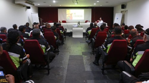 [Maio Amarelo: campanha busca conscientizar agentes de trânsito]