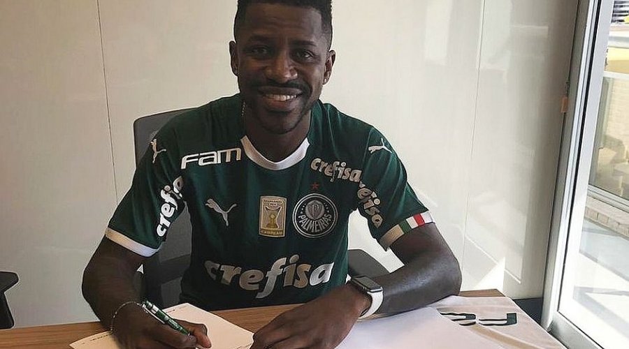 [Palmeiras anuncia contratação do volante Ramires]