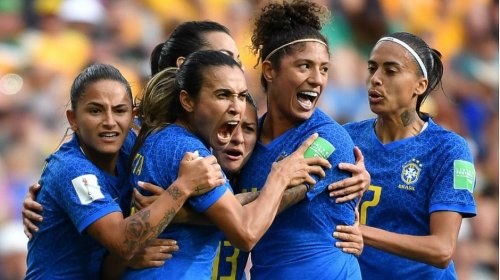 [“Vida ou morte”, diz Marta sofre jogo da seleção contra Itália]