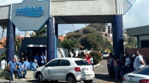 [Trabalhadores da Embasa vão parar atividades a partir da próxima quarta (]