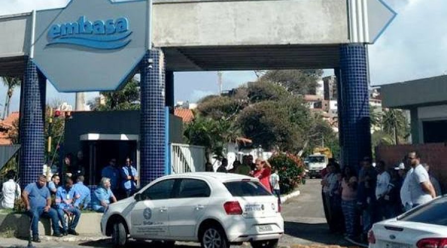 [Trabalhadores da Embasa vão parar atividades a partir da próxima quarta (]