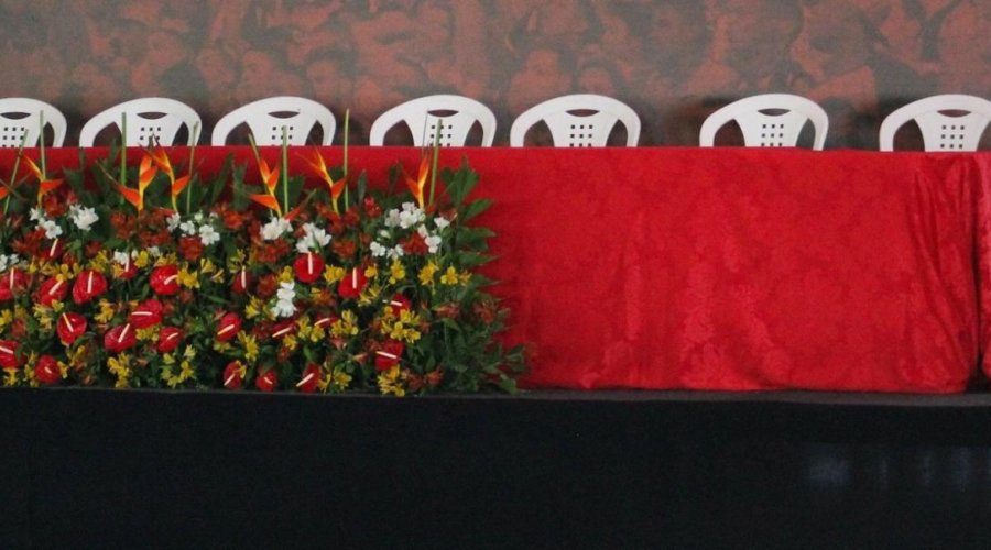 [Reunião do Conselho para discutir reforma do estatuto do Vitória é adiada pela terceira vez]
