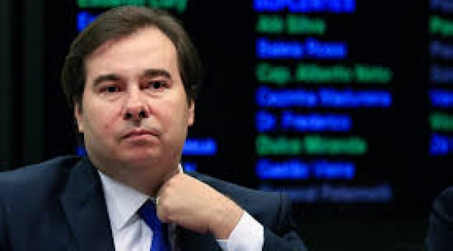 [Maia diz que tentará votar reforma tributária até março]