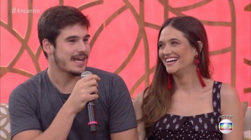 [Após 8 meses, Juliana Paiva e Nicolas Prattes reatam namoro]