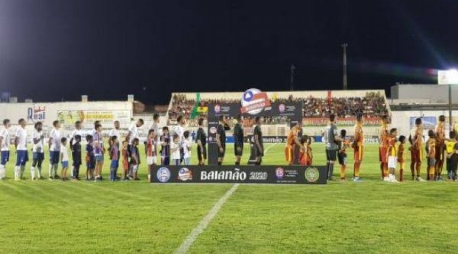 [Bahia fica no empate com Juazeirense na estreia do Baianão]
