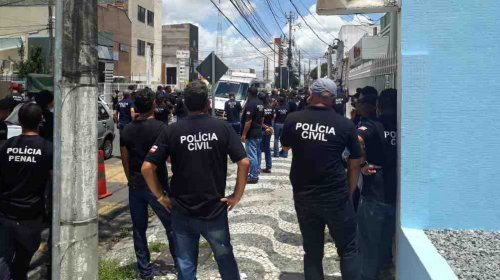 [Após aprovação da PEC da previdência, policiais penais e civis devem decretar Greve Geral]