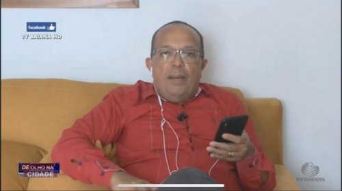 [Quarentena: apresentador Suíca do programa 'De Olho na Cidade' , transmite programação de casa]