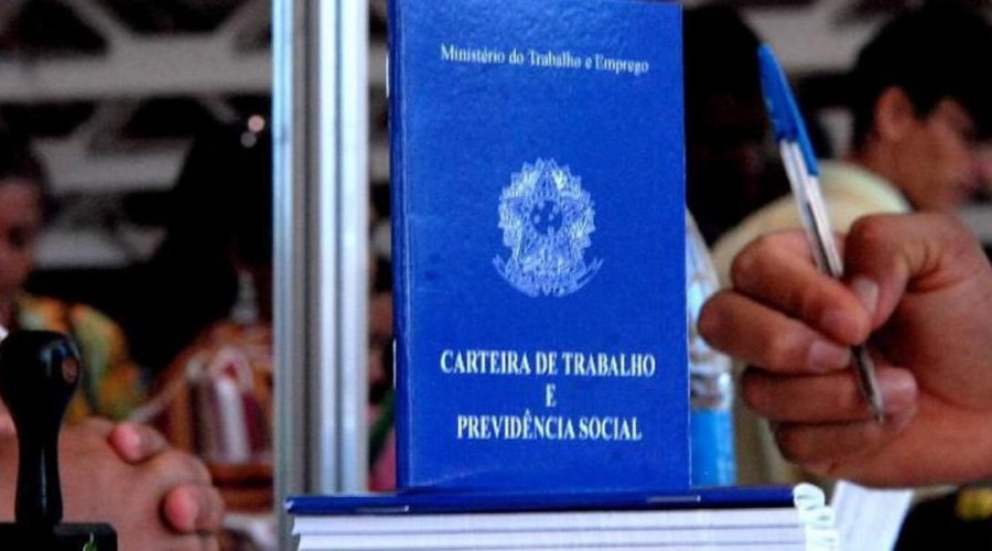 [Desemprego aumenta para 11,6% em fevereiro e chega a 12,3 milhões de pessoas]