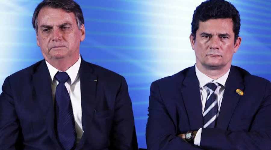 [Moro pede demissão após interferência de Bolsonaro na P]