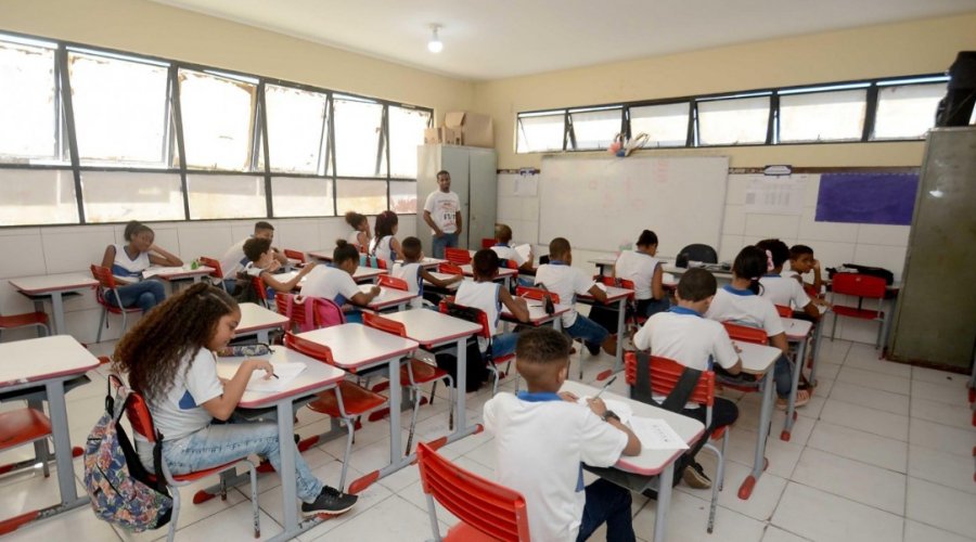 [Suspensão das aulas é prorrogada por mais 15 dias em Salvador]