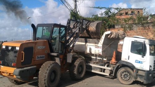 [Associação Quilombo de Nova Constituinte acompanha realização de serviços no bairro]