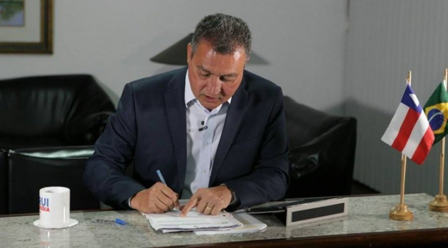 [Rui Costa sanciona lei que autoriza criação da Companhia Baiana de Insulina]