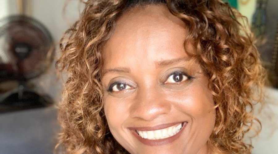 [Major Denice inicia campanha em missa na Igreja do Bonfim]