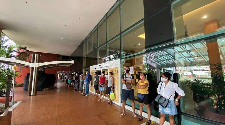 [Shopping de Salvador registra movimento tranquilo durante Black Friday]