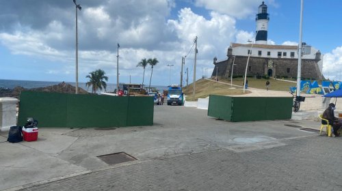[Portais de acesso na praia do Farol da Barra serão instalados nesta sexta (11)]