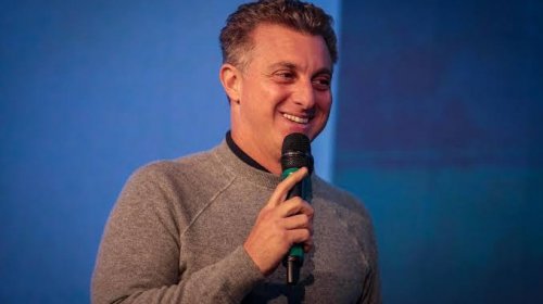 Luciano Huck convoca panelaço contra governo Bolsonaro: [Luciano Huck convoca panelaço contra governo Bolsonaro: