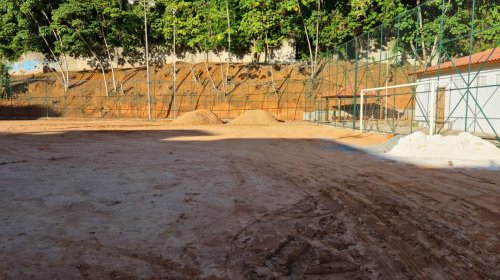 [Reforma do Campo do Bariri avança e líder comunitário agradece apoio de Suíca]