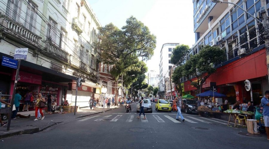[Comércio começa a ser reaberto de forma escalonada em Salvador; saiba o que funciona nesta segunda]