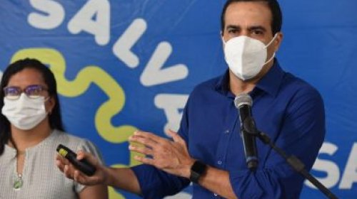 [Prefeito anuncia alteração no funcionamento de shoppings e cogita mudança no horário do toque...]