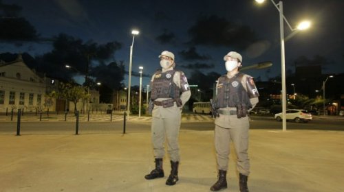 [Governo da Bahia prorroga toque de recolher até 10 de maio]