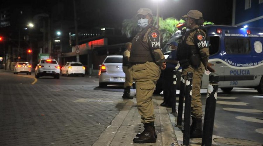 [Medidas restritivas contra Covid-19 em Salvador são prorrogadas por mais 15 dias ]