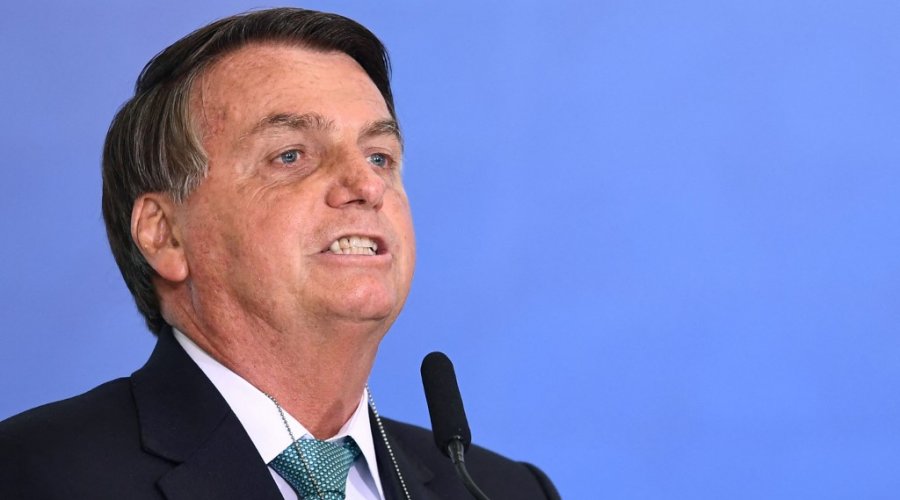 [Bolsonaro diz que Barroso ‘não sabe nada’ e que, se Congresso aprovar, ‘vai ter voto impresso’]