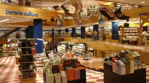 [Crise faz Salvador perder mais uma livraria em shopping ]