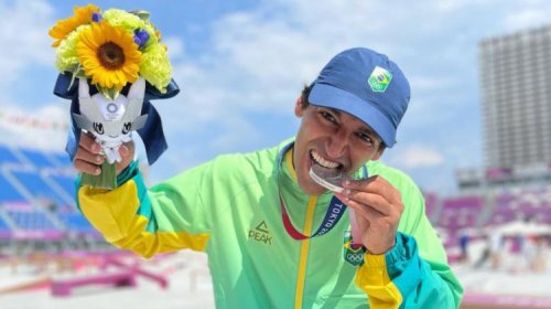 [Skate e judô conquistam primeiras medalhas para o Brasil em Tóquio ]