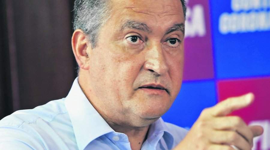 Bahia chega ao quarto dia sem queda no número de infectados por Covid-19; [Bahia chega ao quarto dia sem queda no número de infectados por Covid-19;