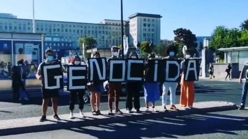 [Queiroga é recebido com protesto em Lisboa: “Genocida”]