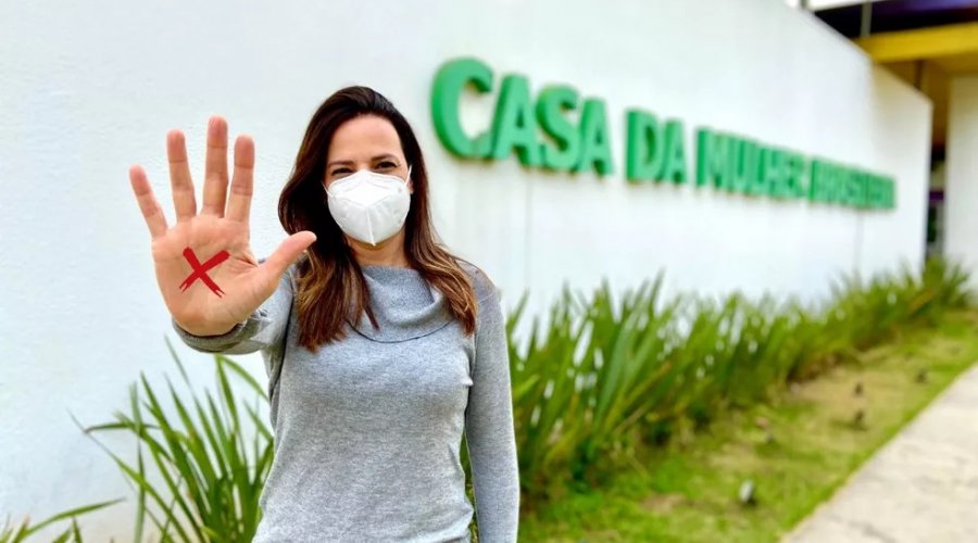 [Pesquisa aponta que 30% das mulheres já foram ameaçadas de morte por parceiro ou ex; 1 em cada 6 sofreu tentativa de feminicídio]
