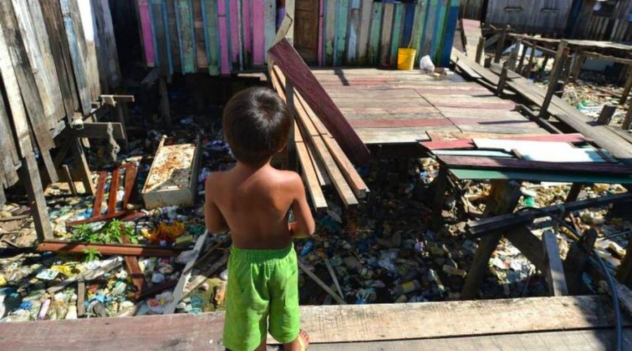 [Auxílio Brasil: governo não cumpre promessa e milhões de famílias ficam sem o benefício]