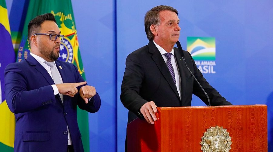 Bolsonaro veta 'Lei Paulo Gustavo', que destinaria R$ 3,86 bi ao setor cultural O presidente Jair Bolsonaro vetou integralmente o projeto que cria a [Bolsonaro veta 'Lei Paulo Gustavo', que destinaria R$ 3,86 bi ao setor cultural O presidente Jair Bolsonaro vetou integralmente o projeto que cria a