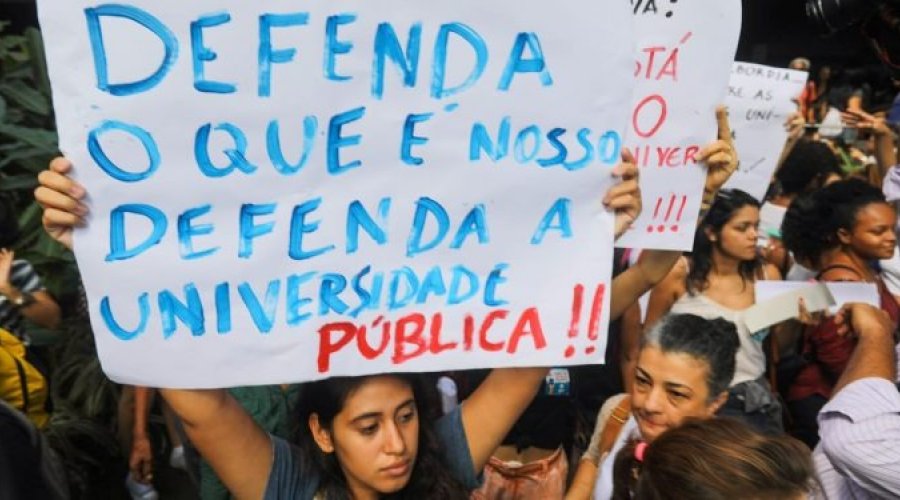 [PEC que permite cobrança de mensalidade em universidades públicas será analisada pela CCJ da Câmara]