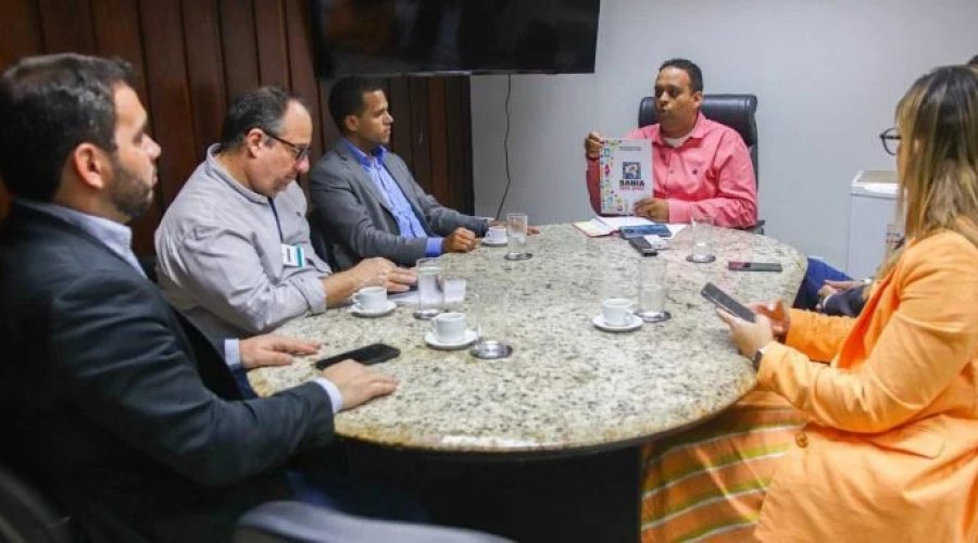 [Com apoio do Bahia Sem Fome, Federação dos Consórcios fará campanha para arrecadar e distribuir alimentos]