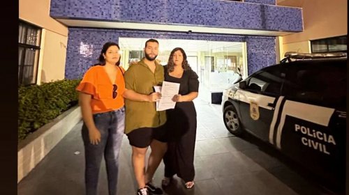 Homem denuncia insultos homofóbicos dentro de lava a jato em Feira de Santana: [Homem denuncia insultos homofóbicos dentro de lava a jato em Feira de Santana: