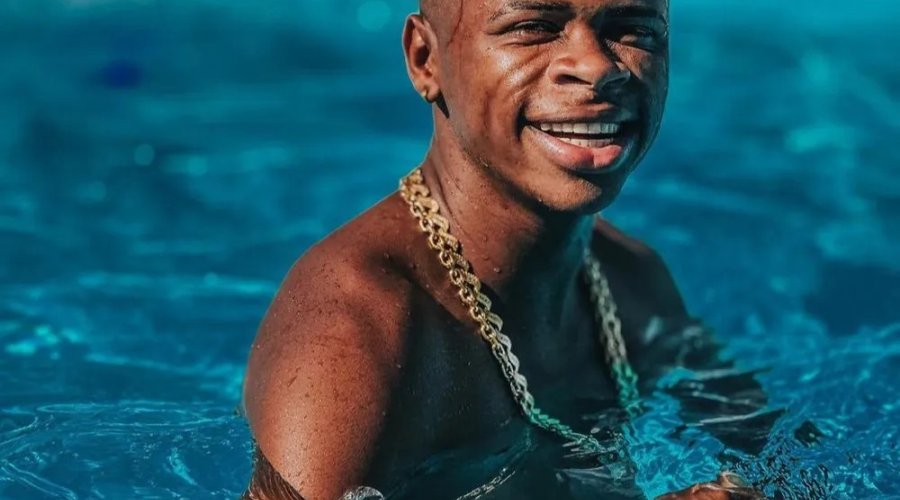 [Famosos lamentam morte de Rodrigo Amendoim, influenciador encontrado dentro de apartamento na Bahia]